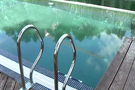 Desinfekce bazénu bezchlorovou chemií